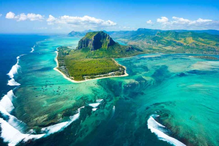 Mauritius Embrace Paradise In The Heart Of The Indian Ocean Wanderela