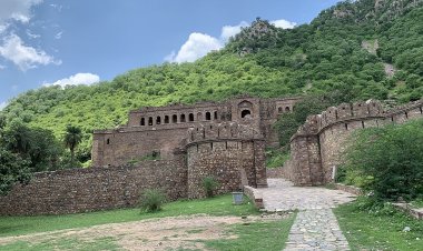 Bhangarh Fort