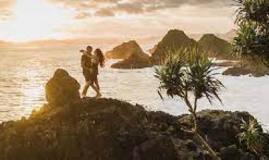 Bask In A Sea Of Gold, Bali - Wanderela