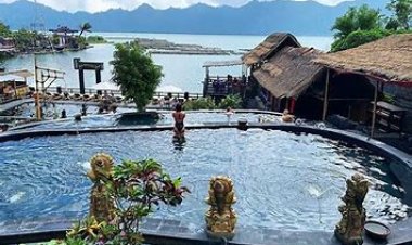 Batur Natural Hot Spring, Bali - Wanderela