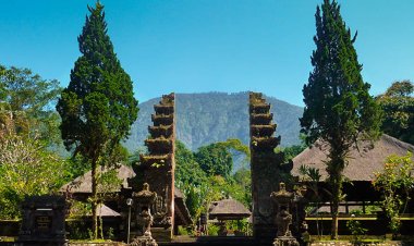 Pura Luhur Batukaru, Bali - Wanderela