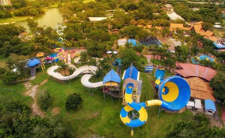 A'famosa Theme Park, Malaysia - Wanderela