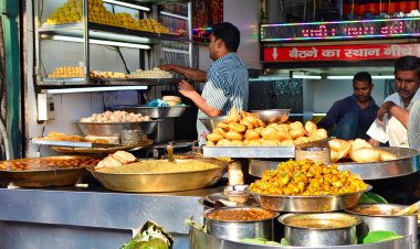 Savoring Spiritual Delights: Where to Eat in Haridwar