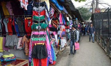 Souvenirs and Splendors: What to Buy from Manali's Enchanting Markets