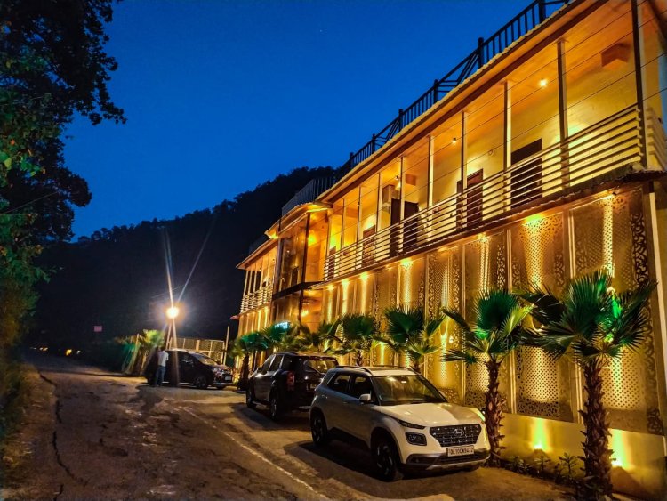 Luxury Retreats in Lansdowne: Top 5-Star Hotels for a Lavish Stay